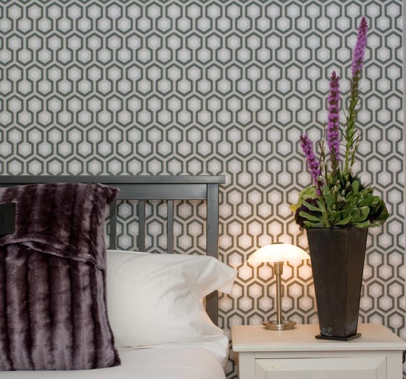 The Bijou Hotel Harrogate Exterior photo