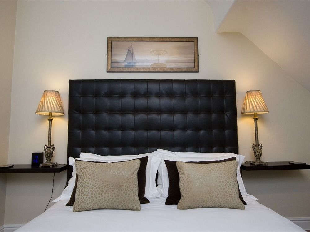 The Bijou Hotel Harrogate Exterior photo